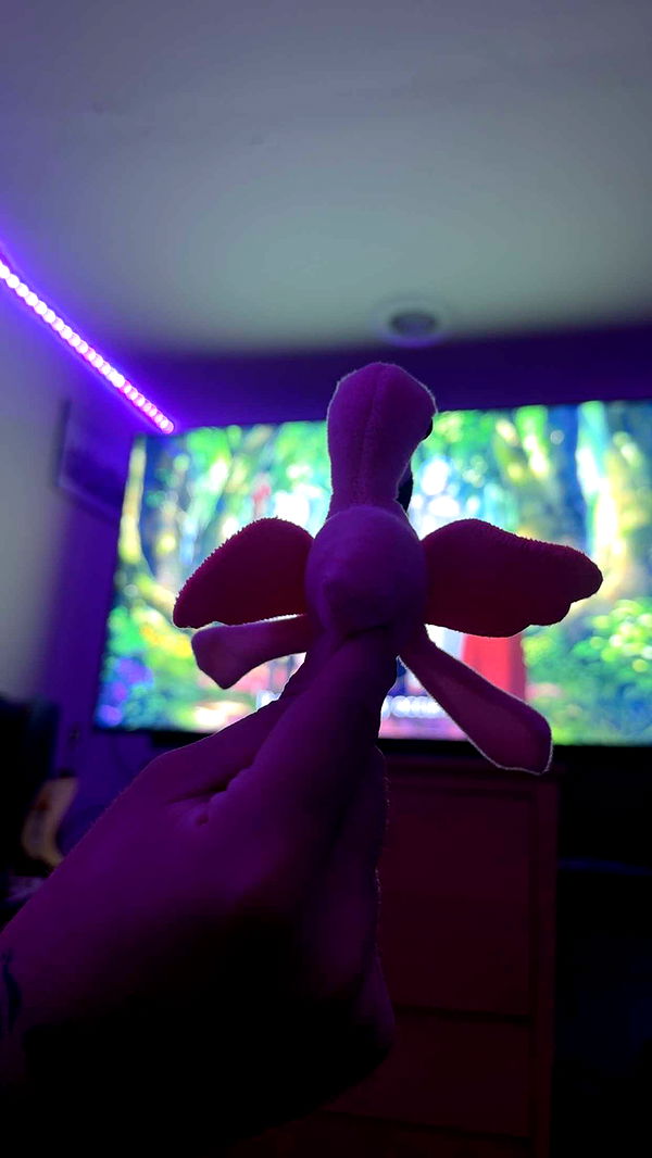 lew12001 image ~ Altpins