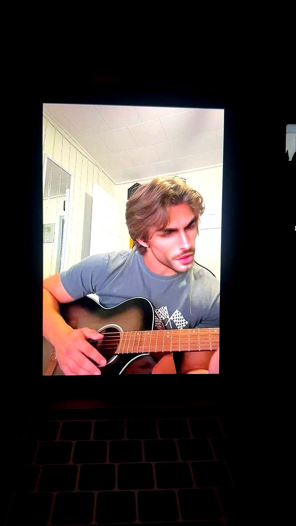 lew12001 image ~ Altpins