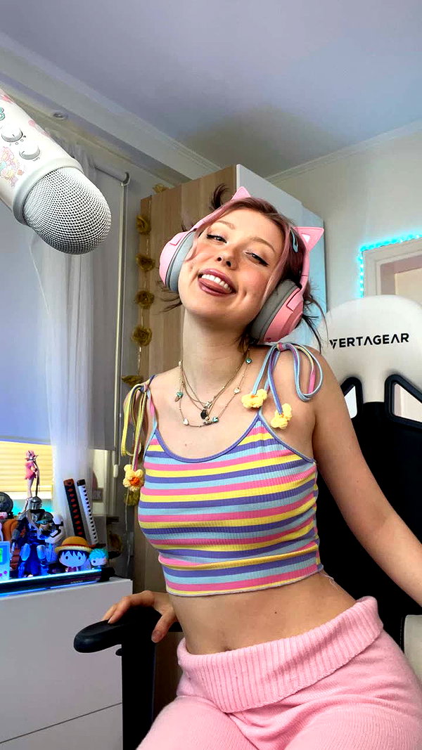 linzoor snapchat image archive image