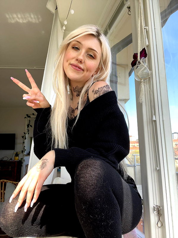 linzoor snapchat image archive image