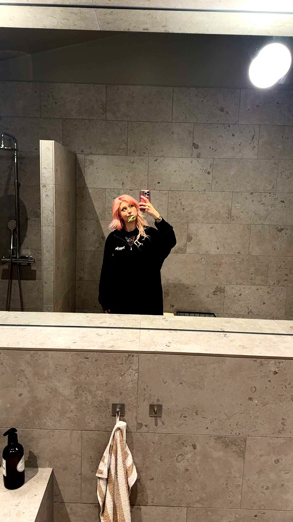 linzoor snapchat image archive image
