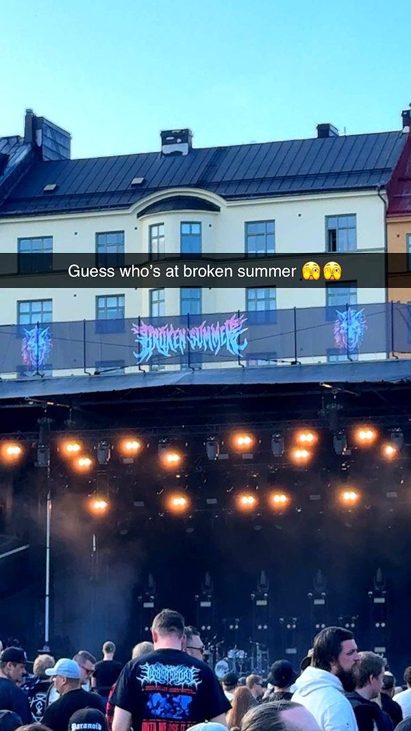 linzoor snapchat image archive image