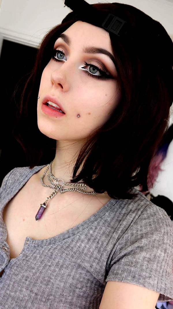 linzoor snapchat image archive image