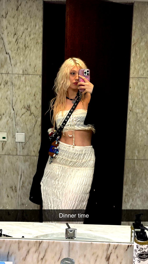 linzoor snapchat image archive image