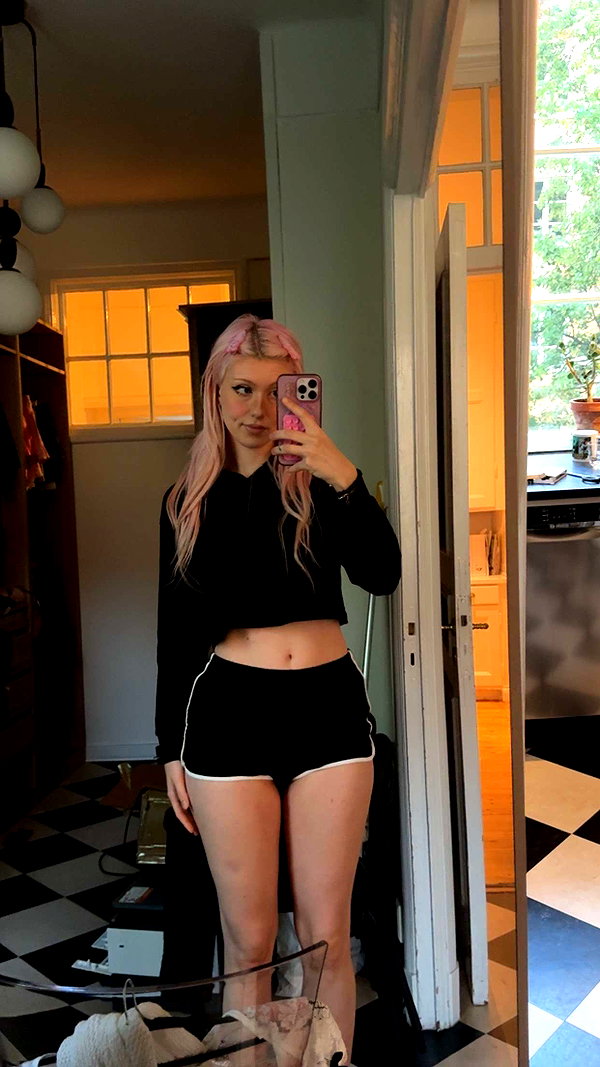 linzoor snapchat image archive image