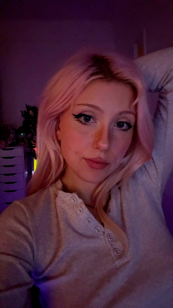 linzoor snapchat image archive image