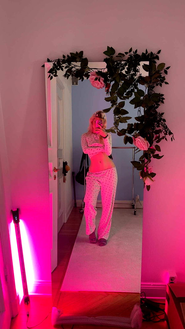 linzoor snapchat image archive image