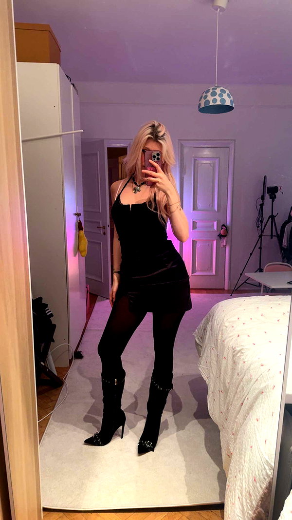 linzoor snapchat image archive image