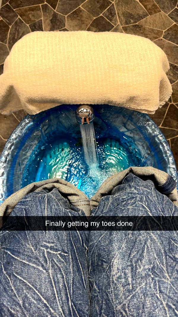 linzoor snapchat image archive image