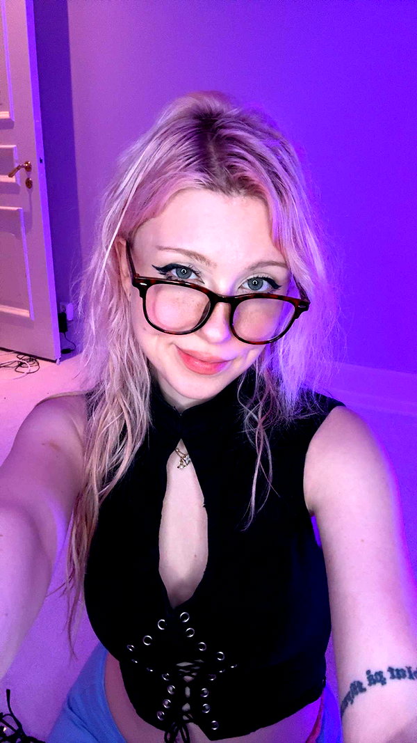linzoor snapchat image archive image