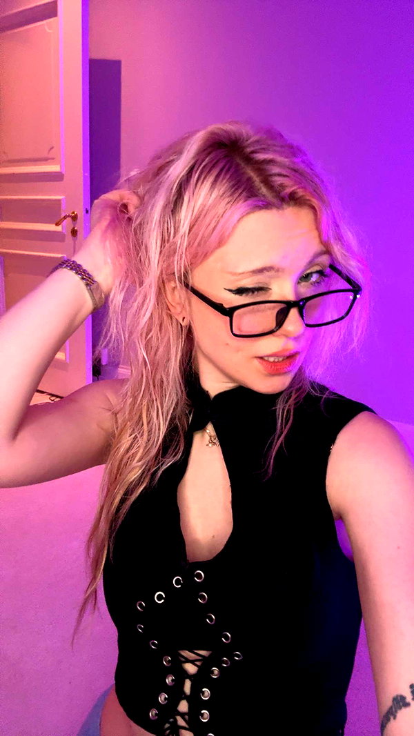 linzoor snapchat image archive image