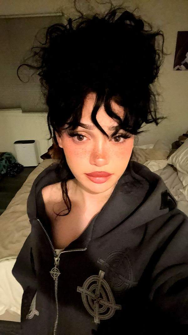 little.warren1 image ~ Altpins