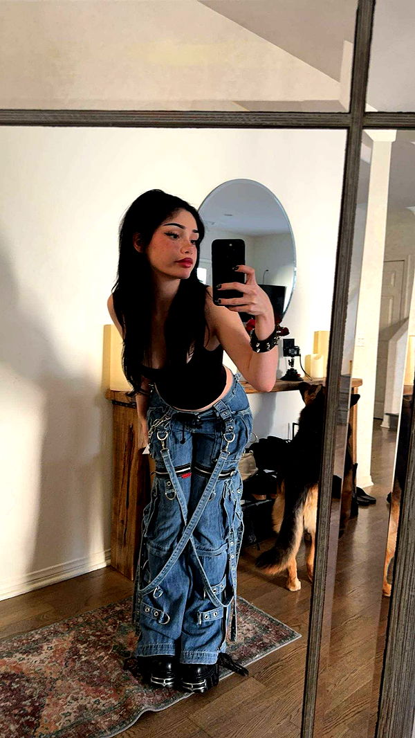 little.warren1 image ~ Altpins