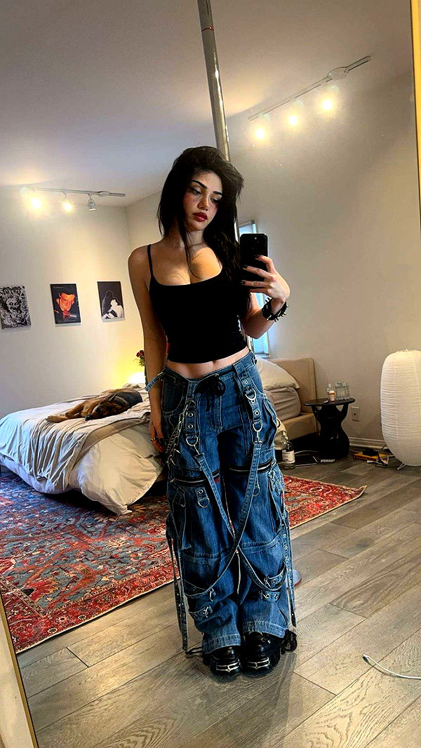 little.warren1 image ~ Altpins