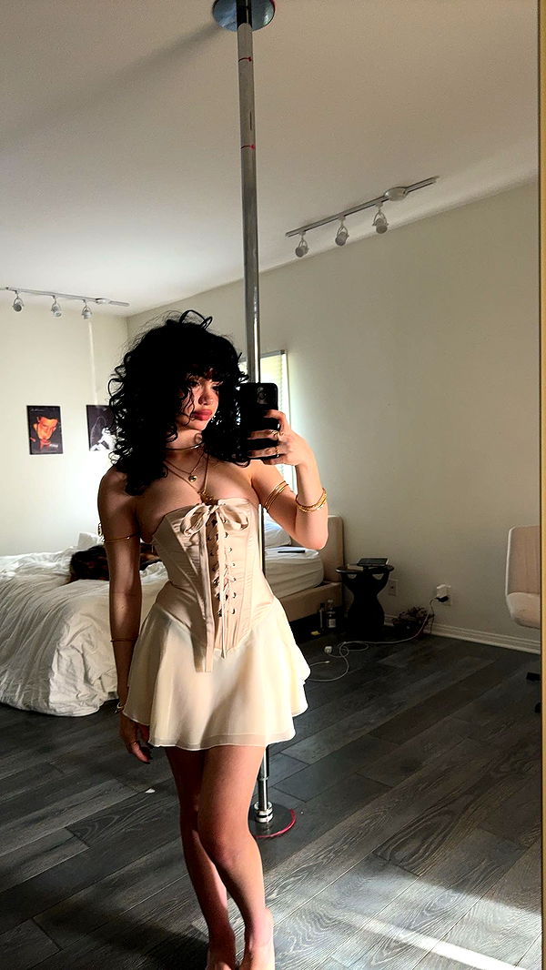 little.warren1 image ~ Altpins