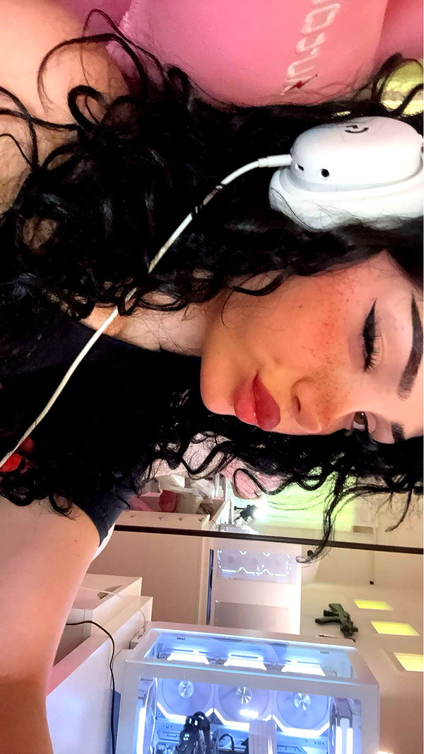 little.warren1 image ~ Altpins