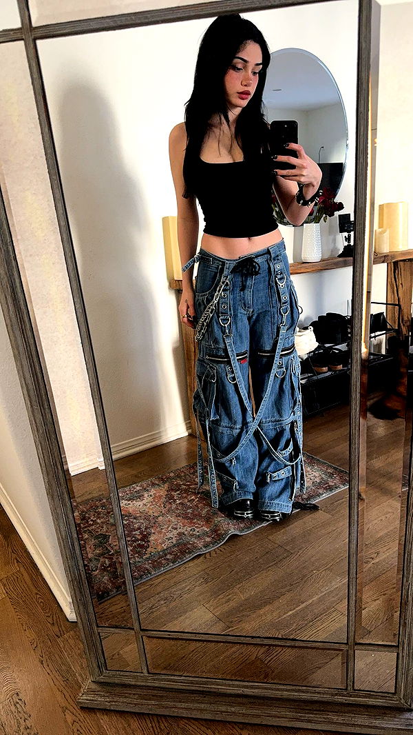 little.warren1 image ~ Altpins