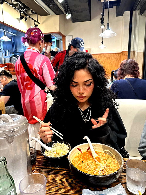 little.warren1 image ~ Altpins