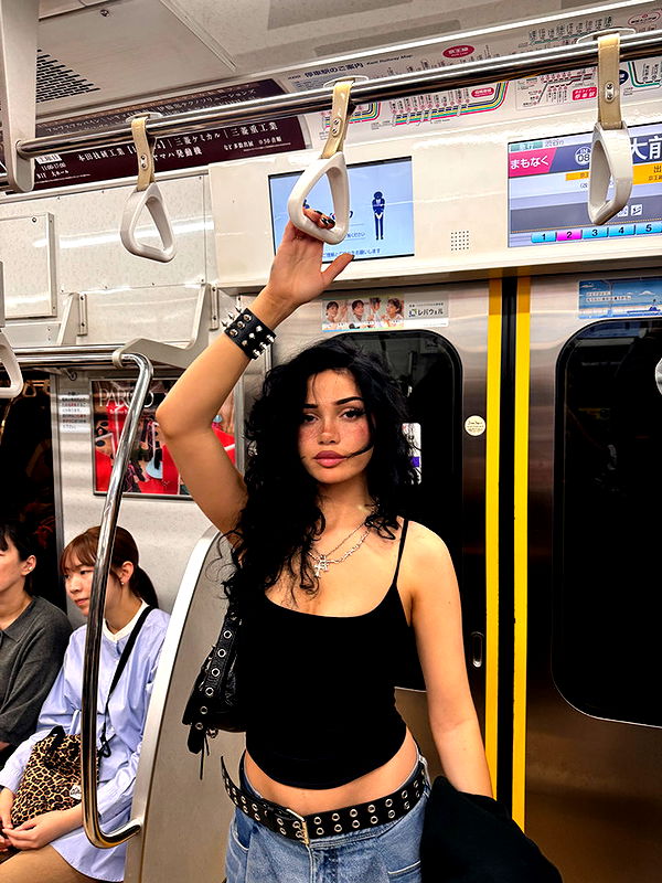 little.warren1 image ~ Altpins