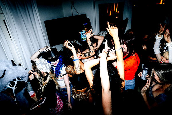 little.warren1 image ~ Altpins