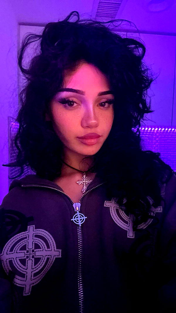 little.warren1 image ~ Altpins