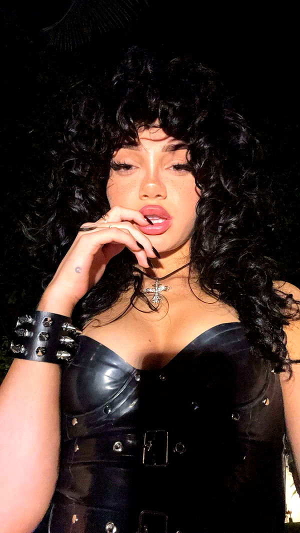 little.warren1 image ~ Altpins