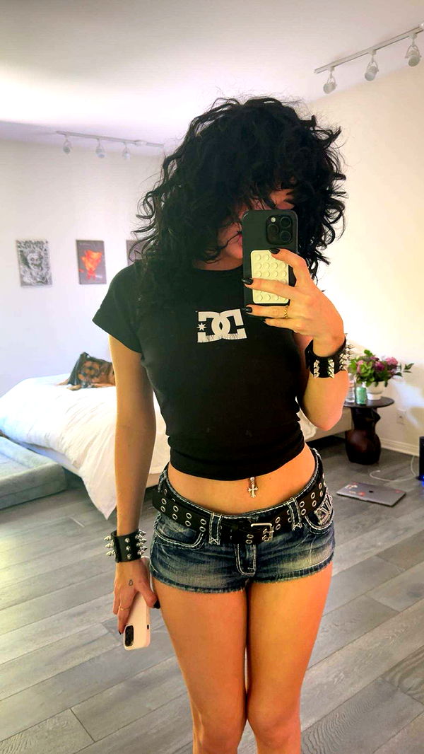 little.warren1 image ~ Altpins