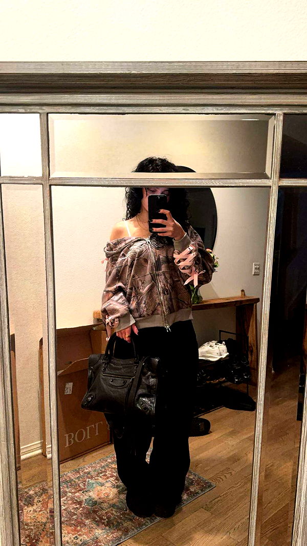 little.warren1 image ~ Altpins