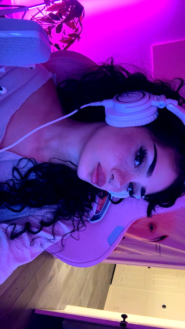 little.warren1 image ~ Altpins