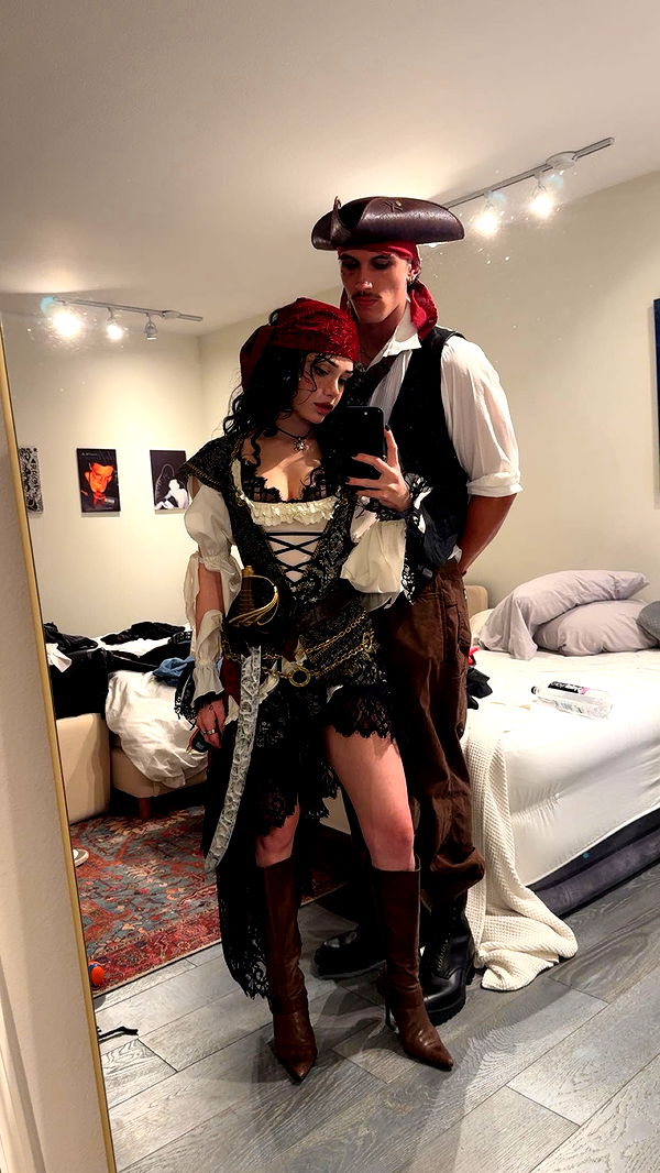 little.warren1 image ~ Altpins