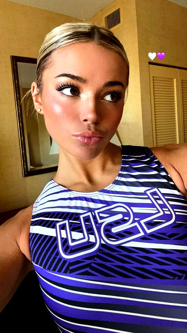 livvy_gymnast snapchat image archive image