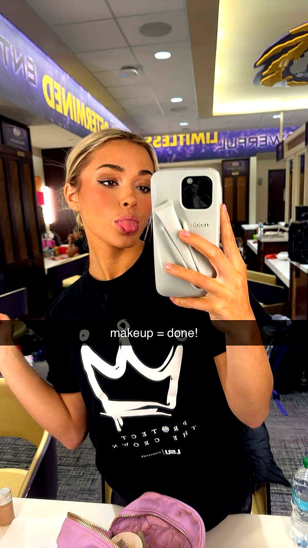 livvy_gymnast snapchat image archive image