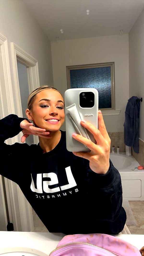 livvy_gymnast snapchat image archive image