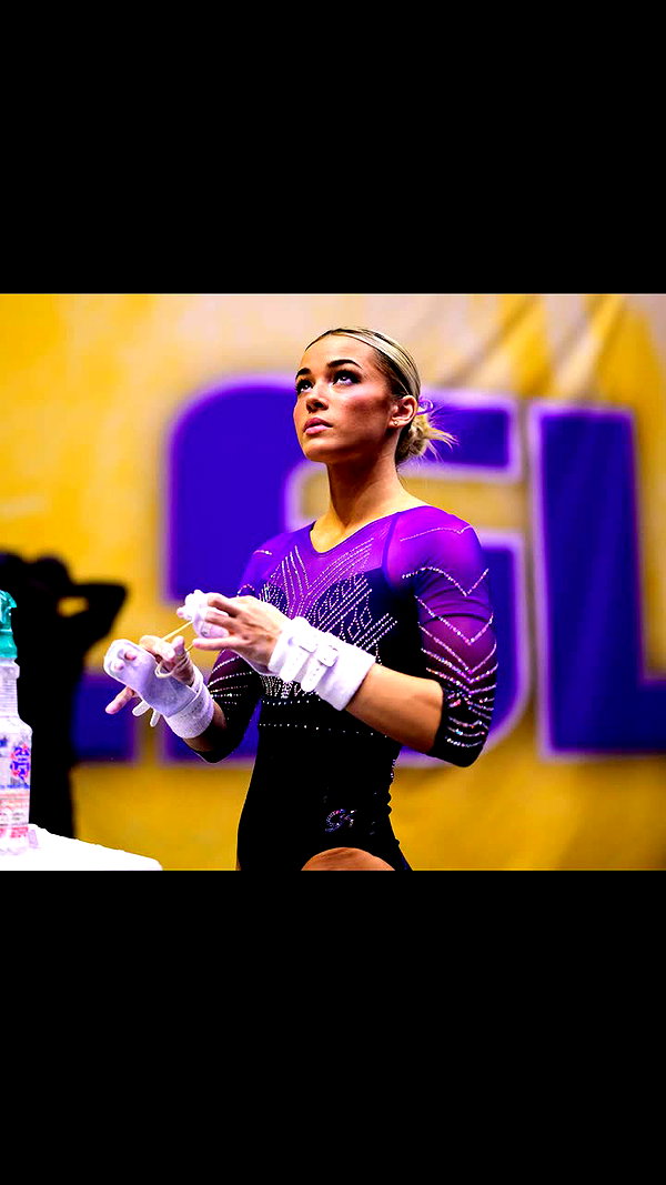 livvy_gymnast snapchat image archive image