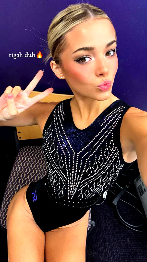 livvy_gymnast snapchat image archive image