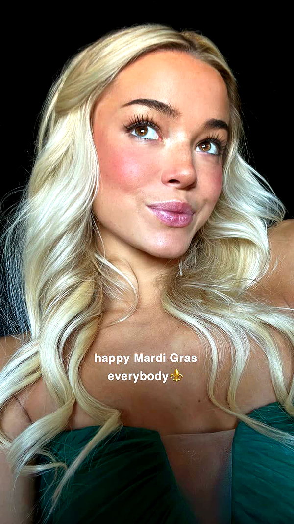 livvy_gymnast snapchat image archive image