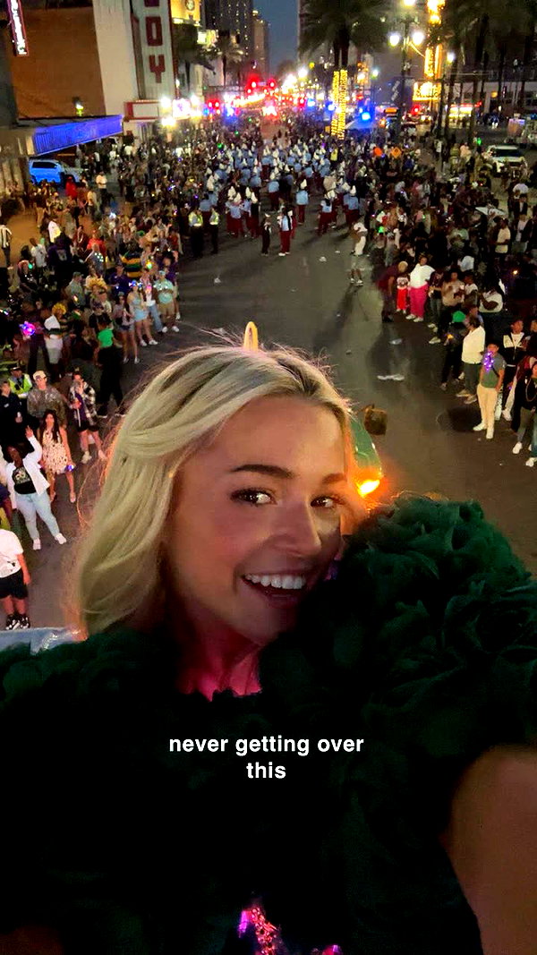 livvy_gymnast snapchat image archive image
