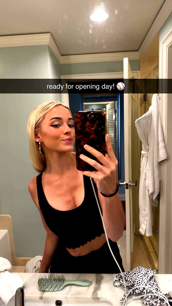livvy_gymnast snapchat image archive image