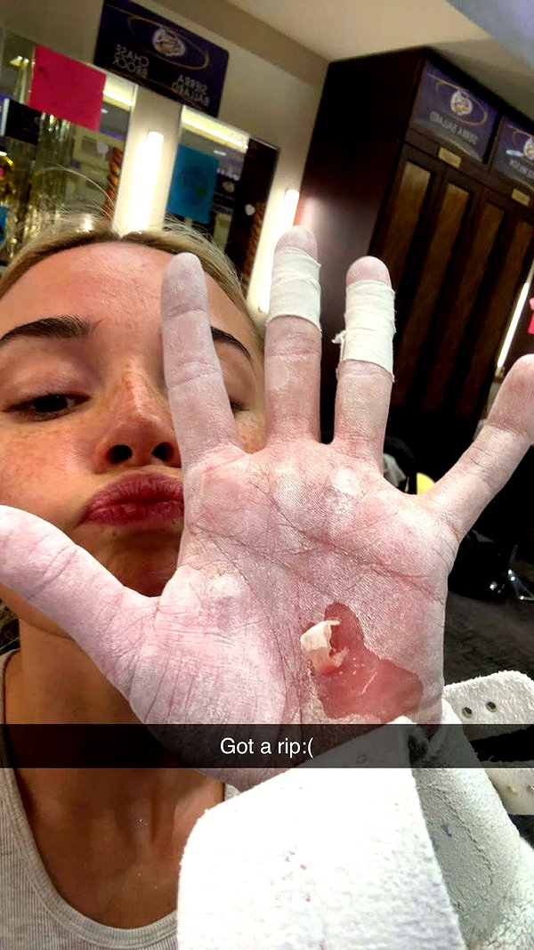 livvy_gymnast snapchat image archive image
