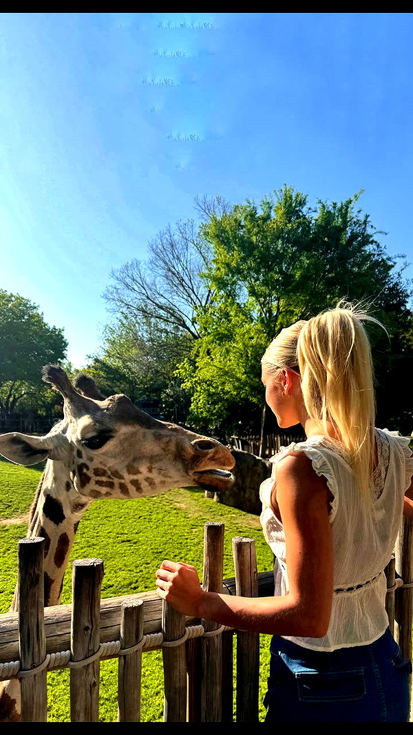 livvy_gymnast snapchat image archive image