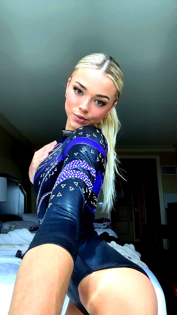 livvy_gymnast snapchat image archive image