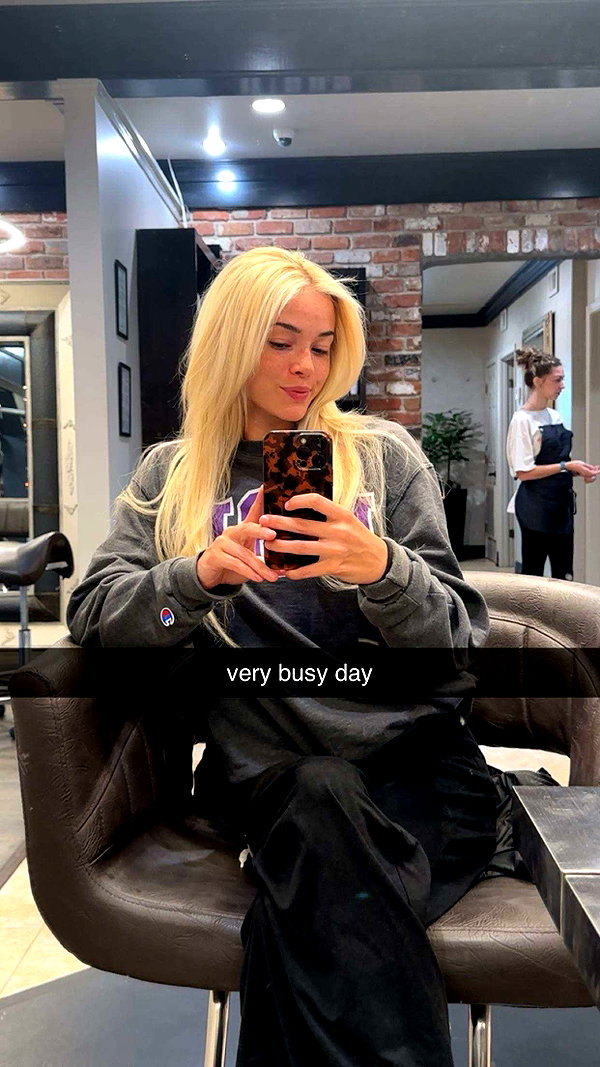 livvy_gymnast snapchat image archive image