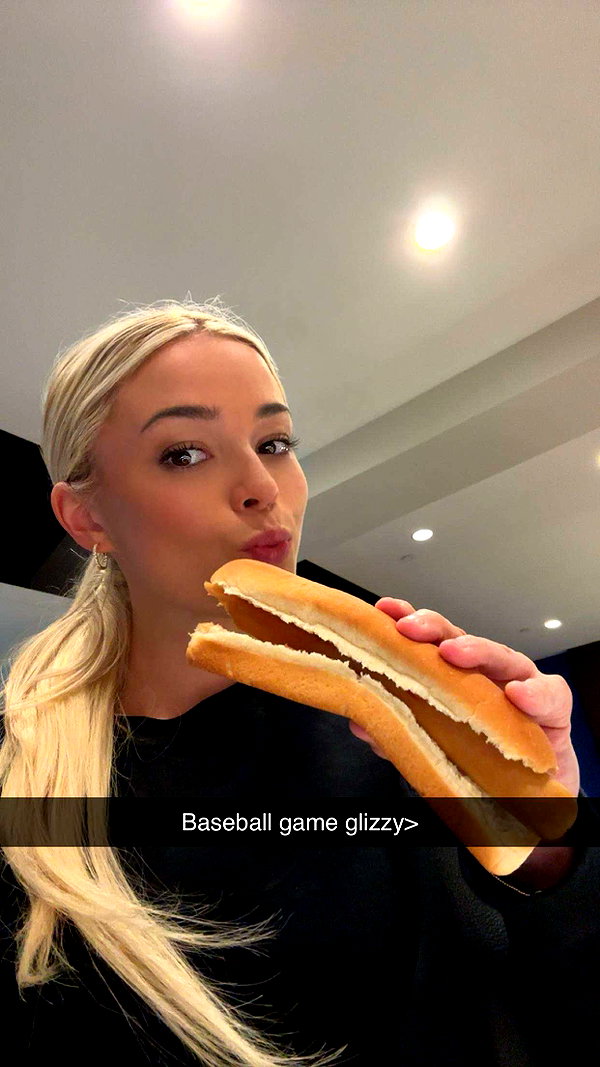 livvy_gymnast snapchat image archive image