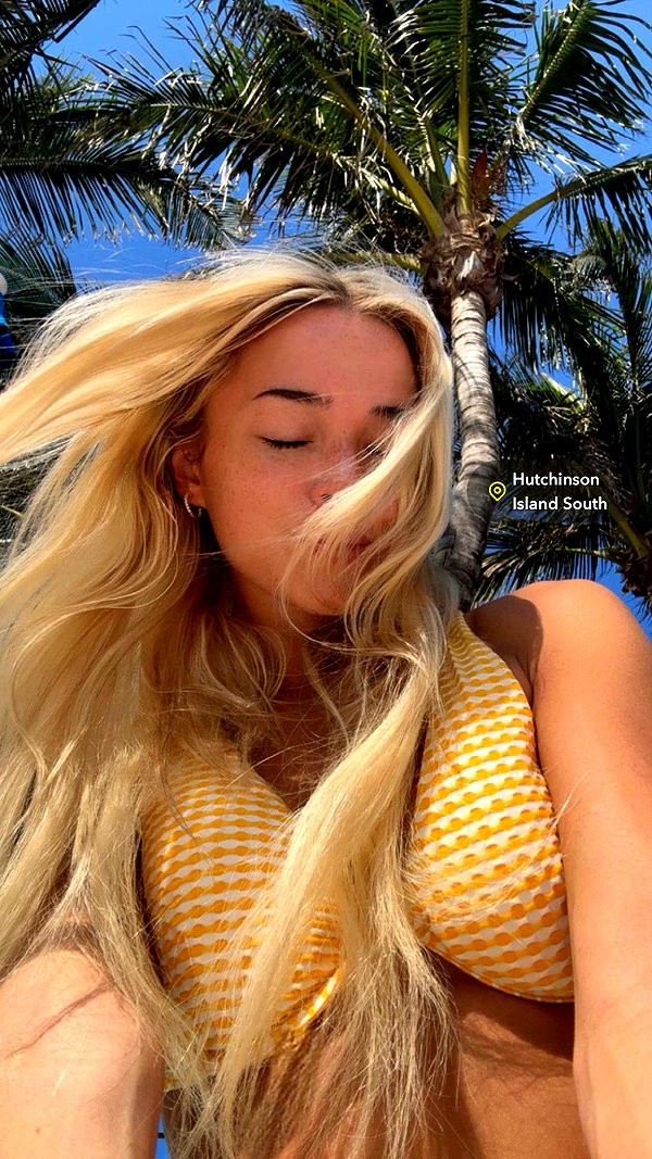livvy_gymnast snapchat image archive image