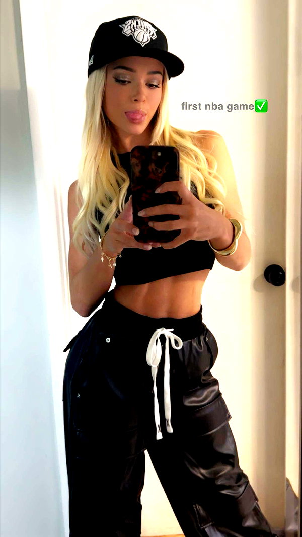 livvy_gymnast snapchat image archive image