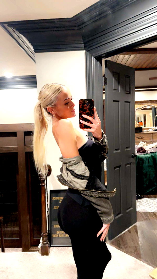 livvy_gymnast snapchat image archive image