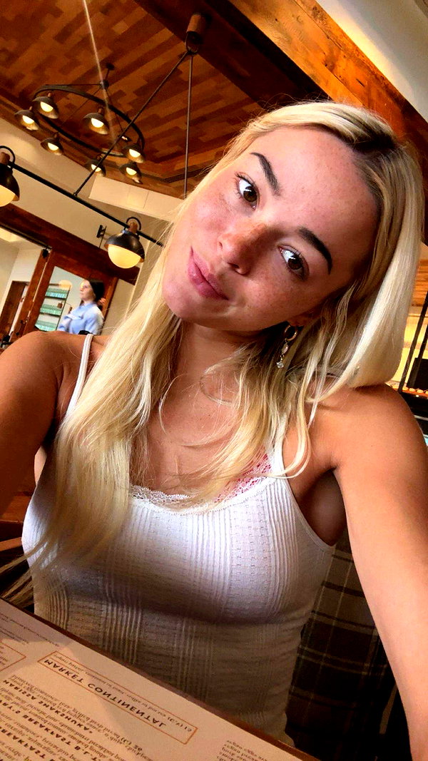 livvy_gymnast snapchat image archive image