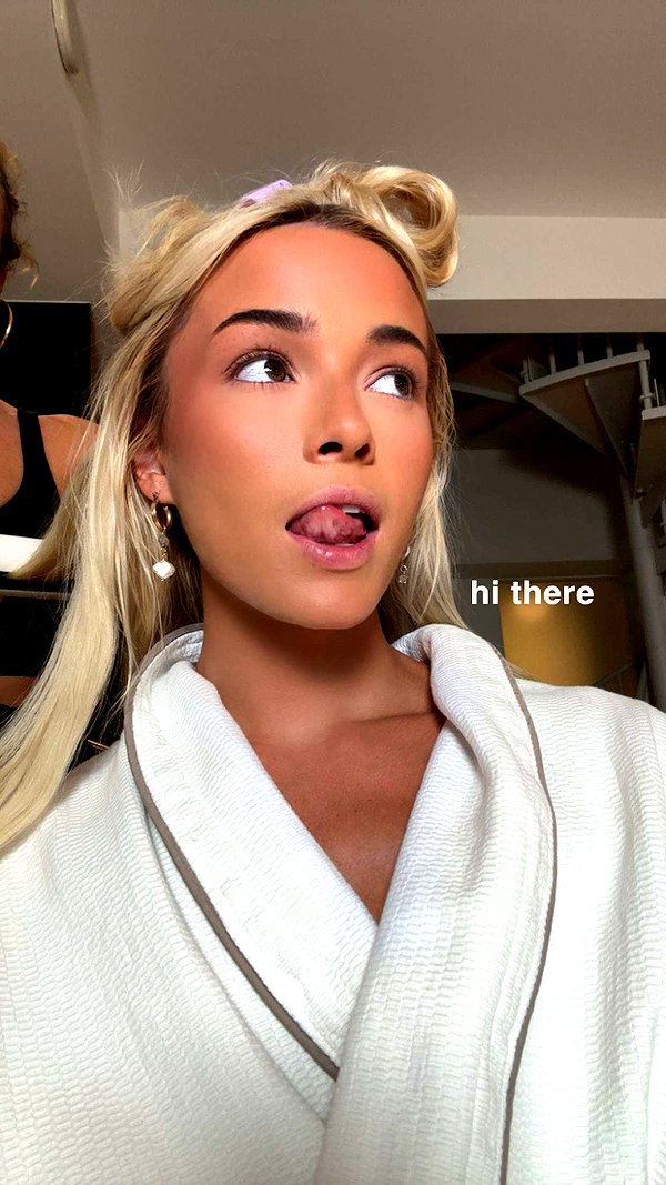 livvy_gymnast snapchat image archive image