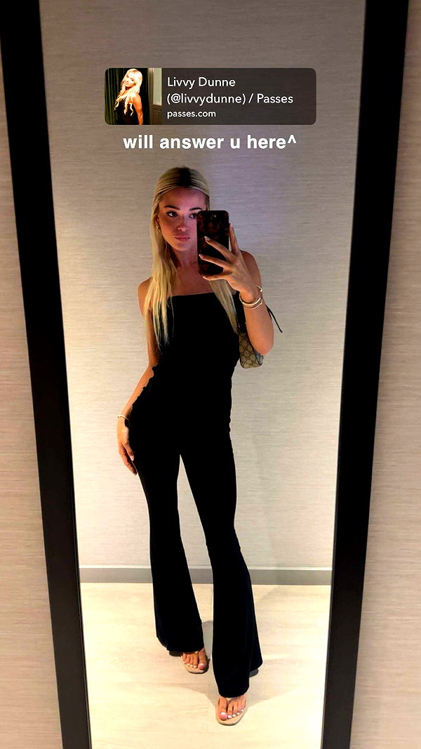 livvy_gymnast snapchat image archive image