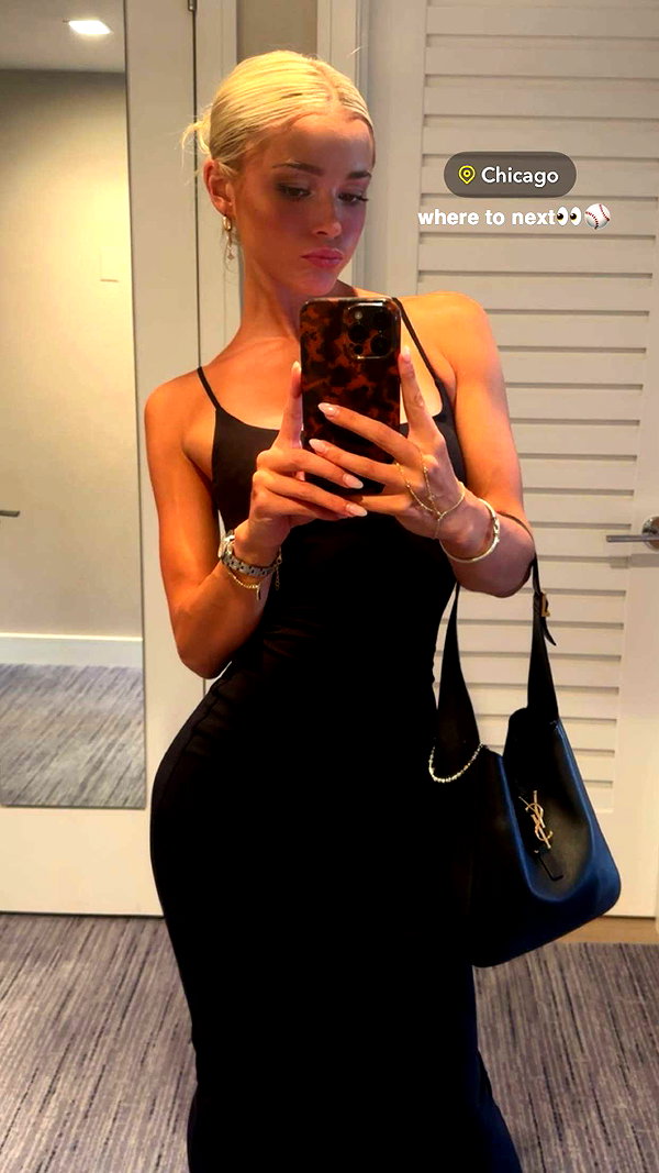 livvy_gymnast snapchat image archive image